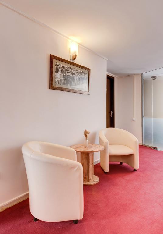 טביליסי Liva Hotel מראה חיצוני תמונה