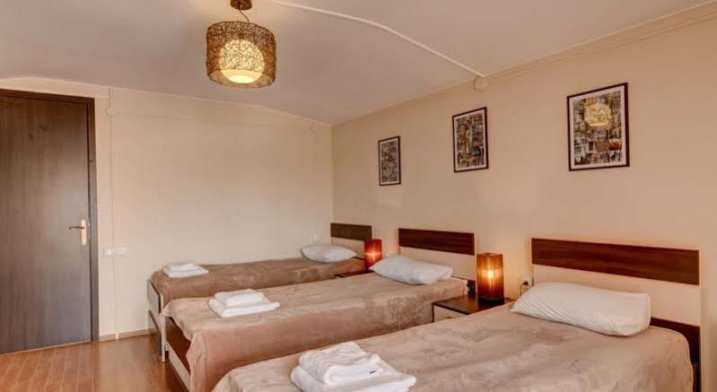 טביליסי Liva Hotel מראה חיצוני תמונה