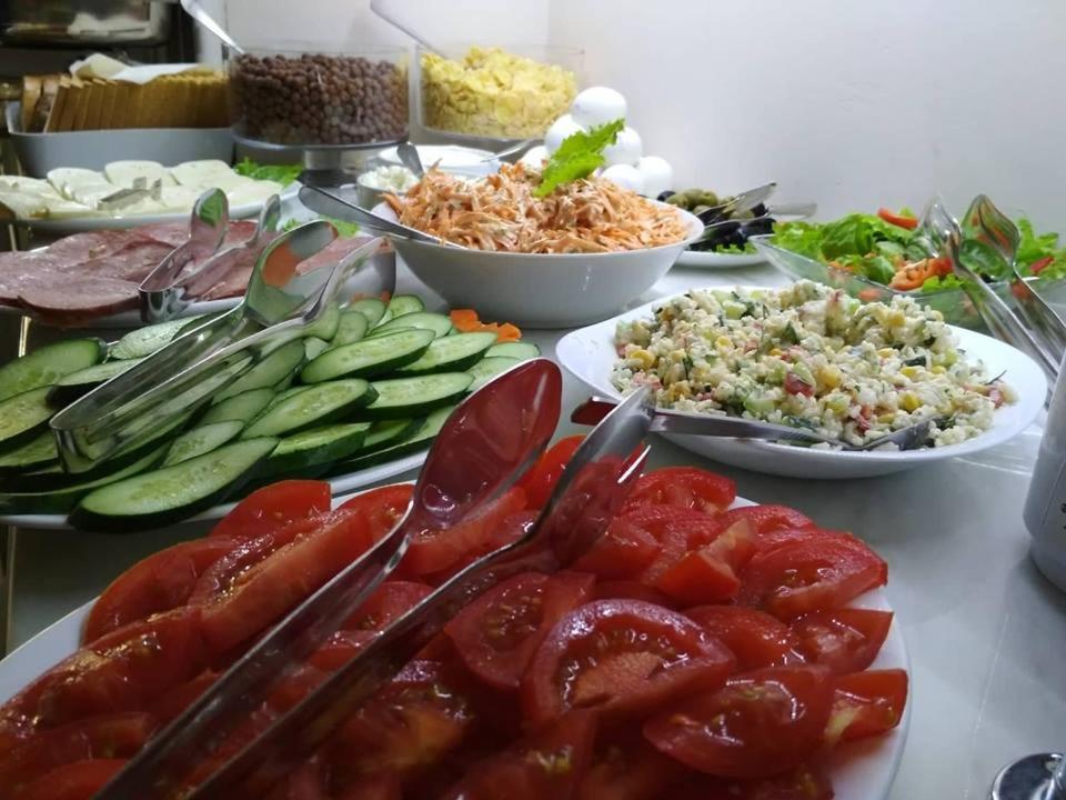 טביליסי Liva Hotel מראה חיצוני תמונה