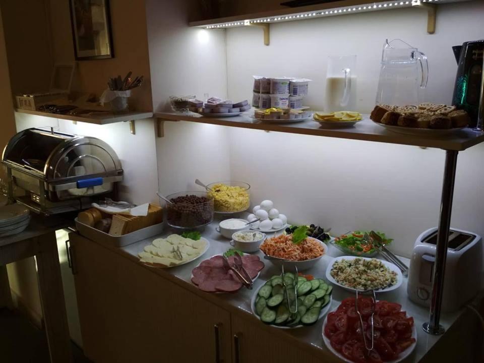 טביליסי Liva Hotel מראה חיצוני תמונה
